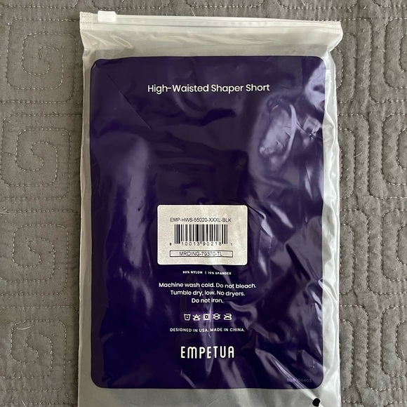 Empetua High-Waisted Shaper Short - Picture 4 of 4